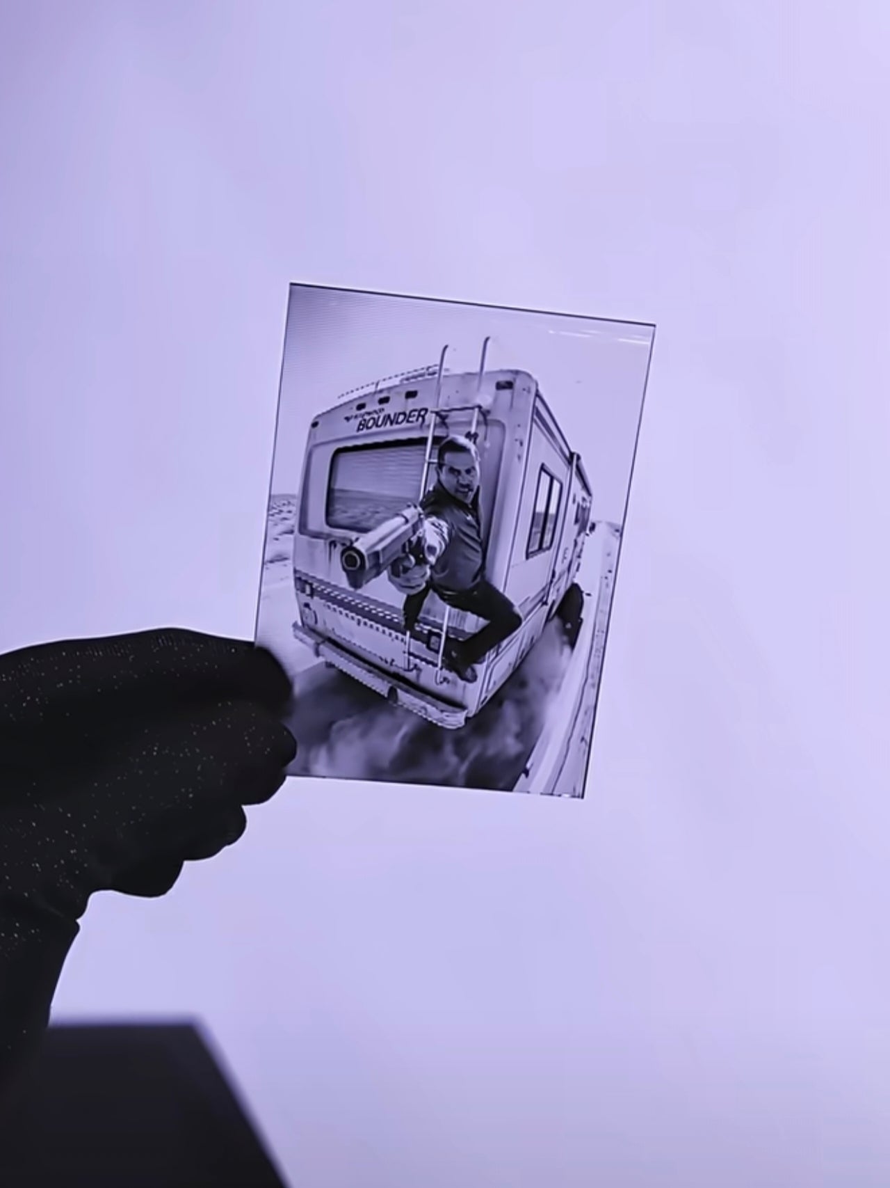 GIF Film Card – Darkroom Laser Exposure – 300 Frames – Ultra-Smooth Edition – Handmade DIY Custom Card